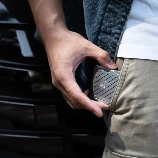 PUNCUBE Mech Wallet | Slim & Durable Everyday Carry - Image 6