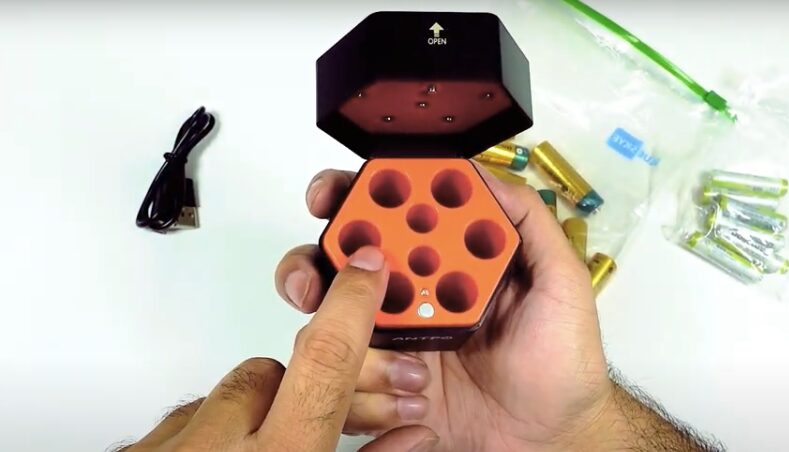 AA & AAA Batteries with Charger - Image 5