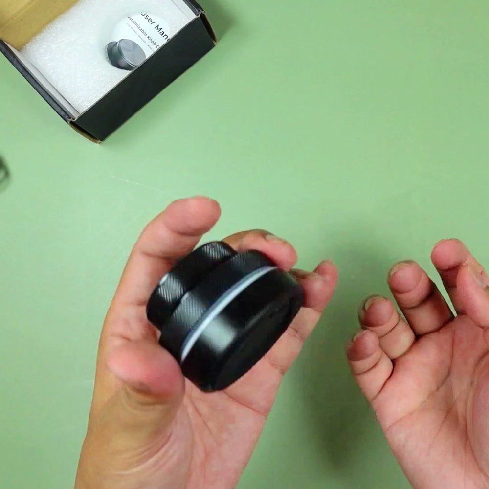 Real photo of the RGB controller unboxed during the review
