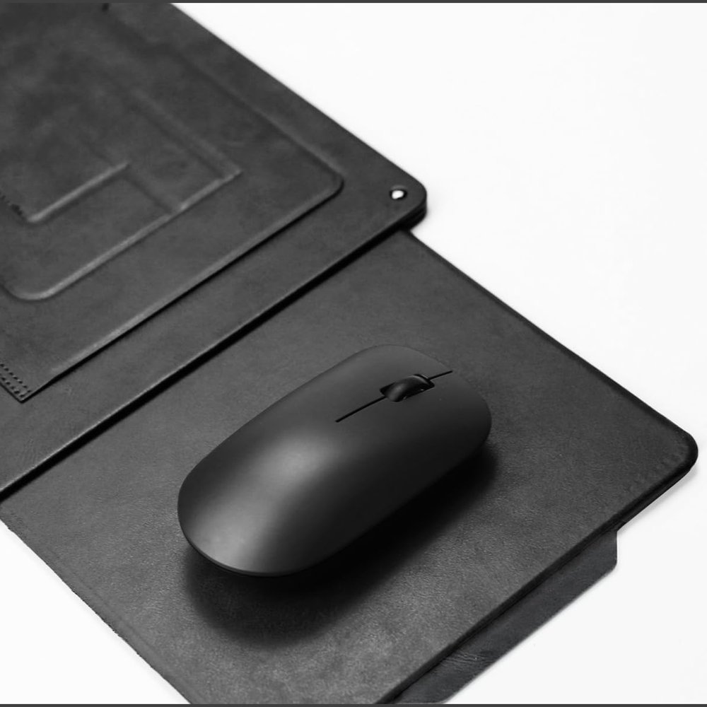 PUNCUBE lap desk with a mouse on its slide-out mouse pad